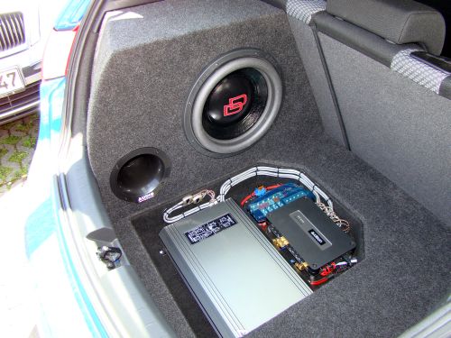 subwoofer seat leon 1p